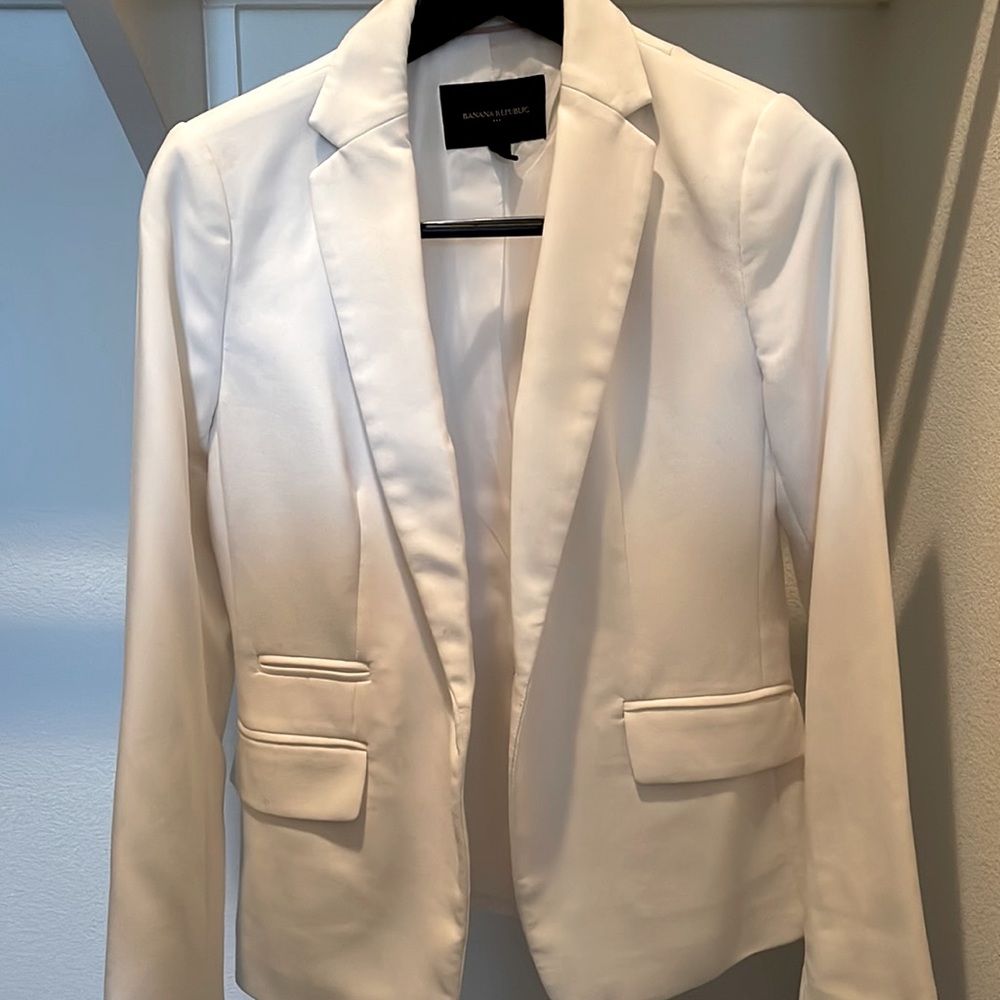 Ivory jacket/blazer